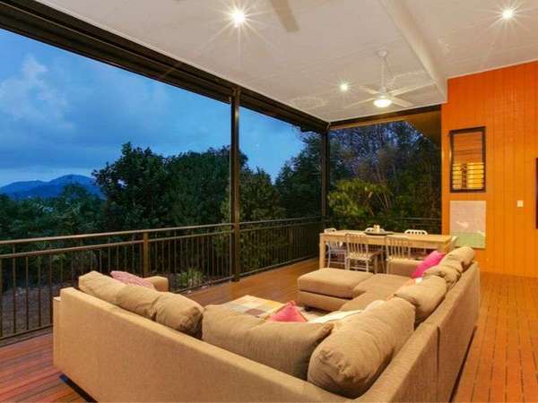 18 Eugenia Crescent, Redlynch - Thumbnail 3