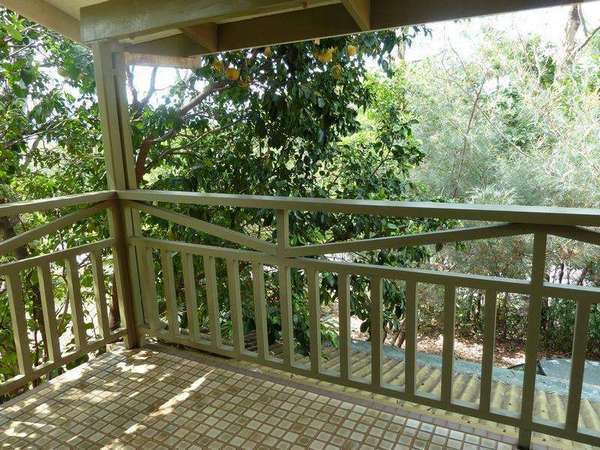 17 Duffy Street, Freshwater - Thumbnail 2