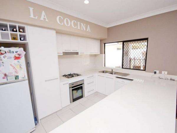 7 Hodkinson Street, Redlynch - Thumbnail 6