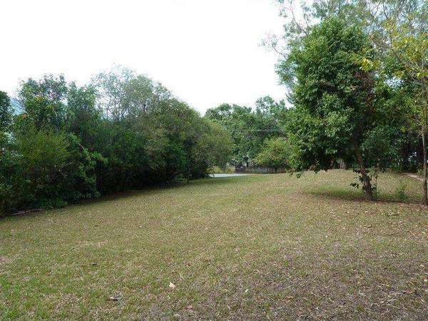19 Duffy Street, Freshwater - Thumbnail 3