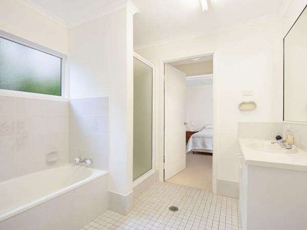 10 Eugenia, Redlynch - Thumbnail 7