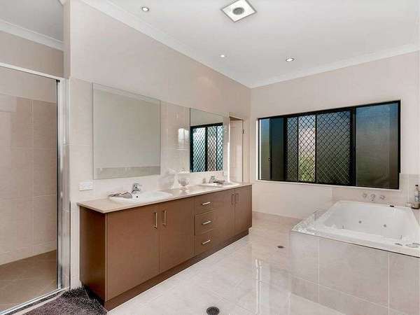 106 Springbrook Ave, Redlynch - Thumbnail 7