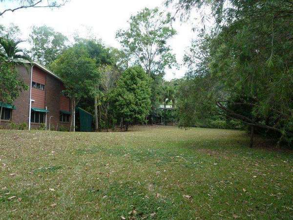 19 Duffy Street, Freshwater - Thumbnail 2