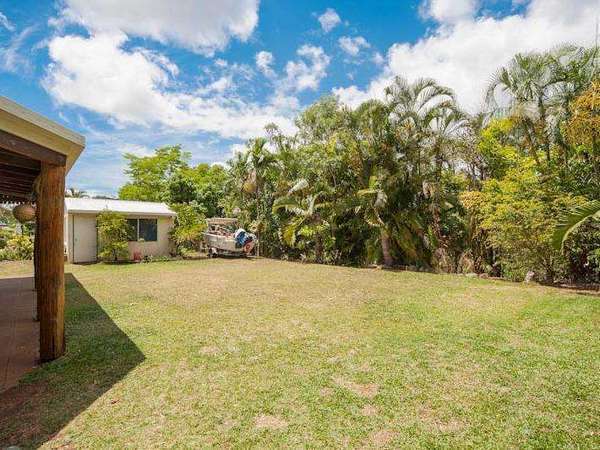 9 Damson Drive, Redlynch - Thumbnail 4