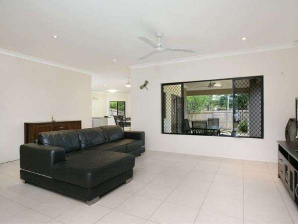 44 Dungarvan Dr, Brinsmead - Thumbnail 6