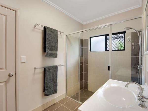 13 Ellie Banning Close, Redlynch - Thumbnail 8