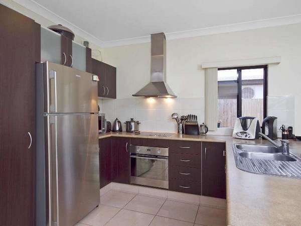11 Huntley Cres, Redlynch - Thumbnail 4