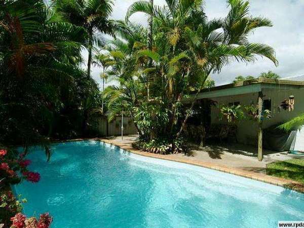 8 Strombus Ave, Trinity Beach - Thumbnail 3