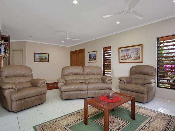 50 Tyrconnell Crescent, Redlynch - Thumbnail 3