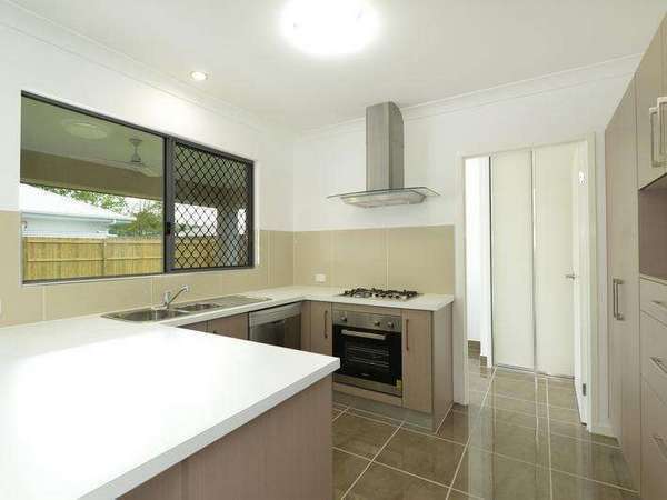 18 Perserverance Street, Redlynch - Thumbnail 3