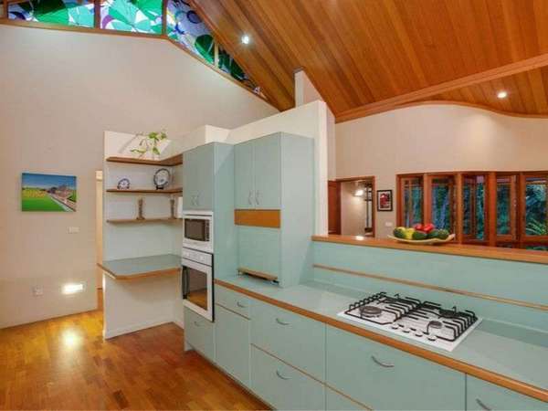 10 Morris St, Freshwater - Thumbnail 5