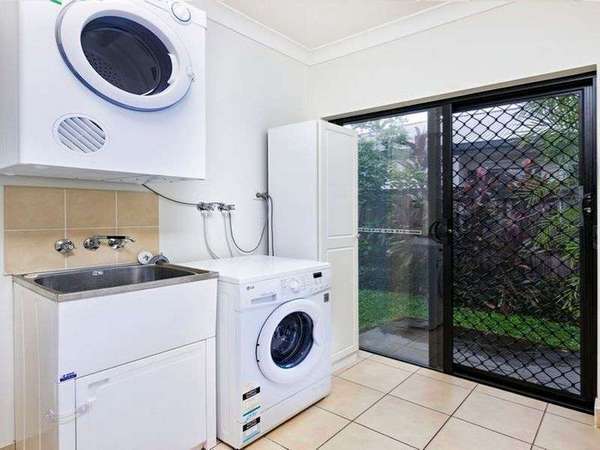 3 Orminston cl, Redlynch - Thumbnail 7