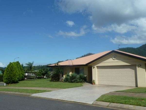 9 Eucalyptus Drive, Redlynch - Thumbnail 2