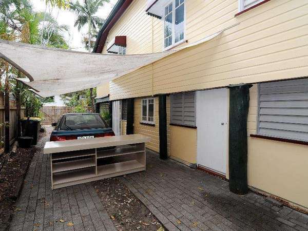 15 Grimshaw Street, Parramatta Park - Thumbnail 4