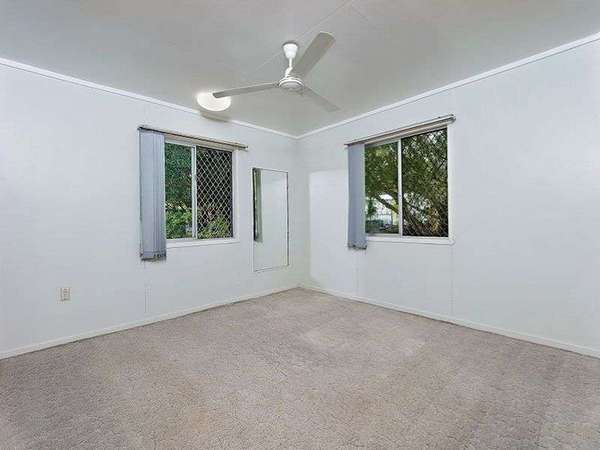 76 Clarke Street, Manunda - Thumbnail 7