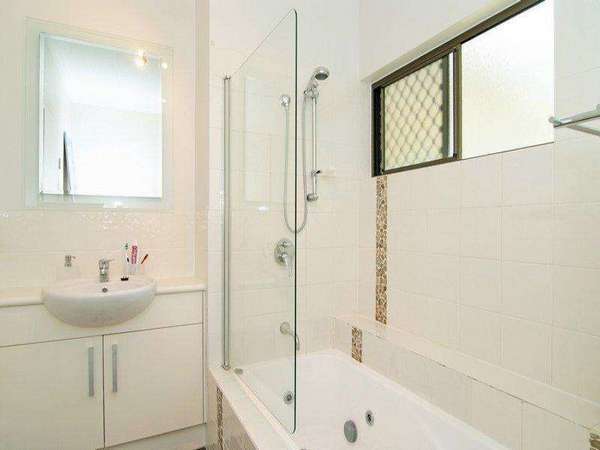 MOOROOBOOL QLD, 4870, Mooroobool - Thumbnail 8