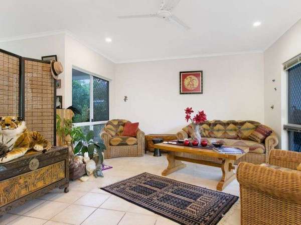 32 Clifton Road, Clifton Beach - Thumbnail 2