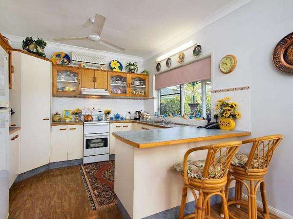 1 Caneland Court, Redlynch - Thumbnail 6