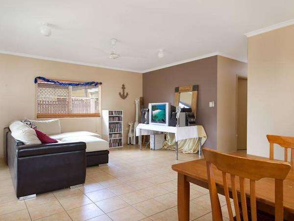 25 Sherwood Close, Brinsmead - Thumbnail 4