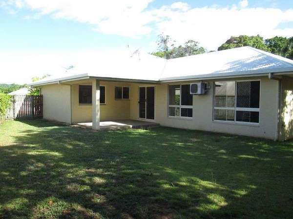 5 Tradewinds Close, Redlynch - Thumbnail 3