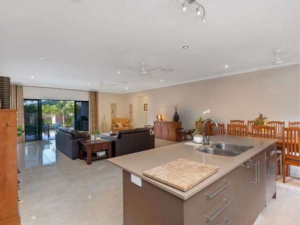 106 Springbrook Ave, Redlynch - Thumbnail 5