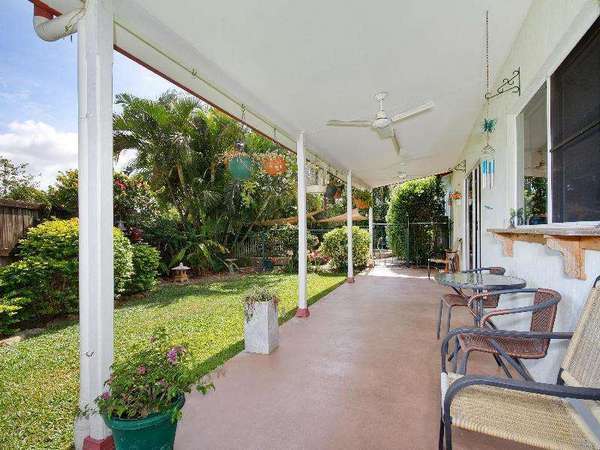 1 Caneland Court, Redlynch - Thumbnail 2