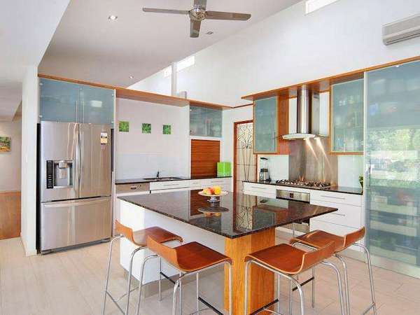 90 Arthur Lyons Drive, Redlynch - Thumbnail 4