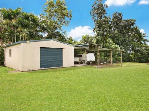29-31 Runnymede Av, Redlynch - Thumbnail 2
