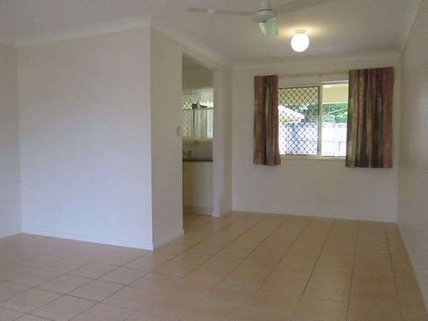 5 Tradewinds Close, Redlynch - Thumbnail 4