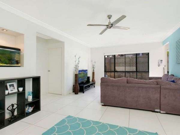 19 John Malcolm St, Redlynch - Thumbnail 7