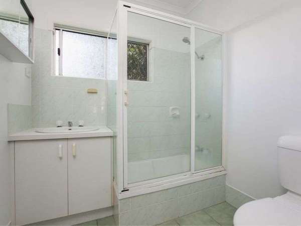 7/12 Short Street, Redlynch - Thumbnail 6