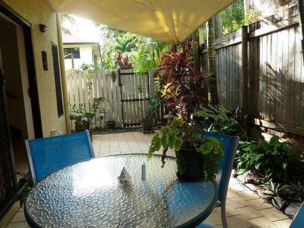 7/24-26 Old Smithfield Road, Freshwater - Thumbnail 4