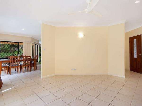 17 William Hickey Street, Redlynch - Thumbnail 4