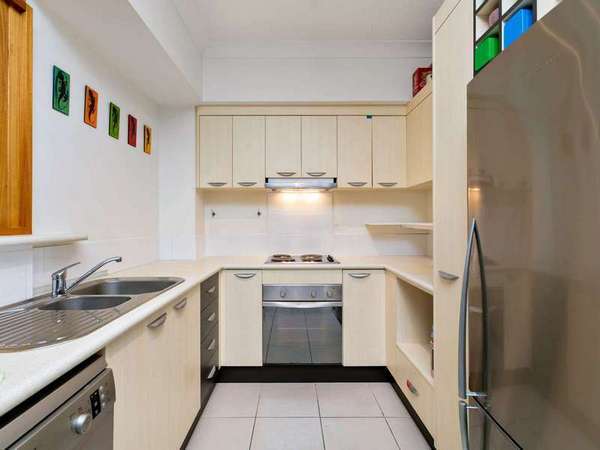 30/44 Pease Street, Manoora - Thumbnail 2