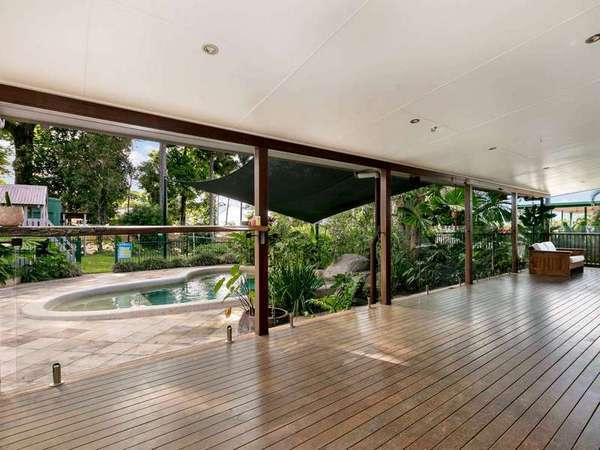 10 Dalgety Street, Stratford - Thumbnail 8
