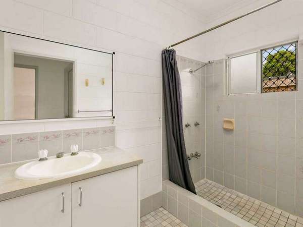 6 Linmen Close, Bentley Park - Thumbnail 7