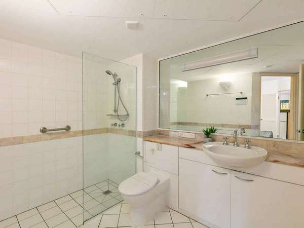 7/62 Abbott Street, Cairns City - Thumbnail 6
