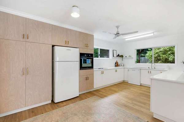 2/16 Baronia Crescent, Holloways Beach - Thumbnail 6