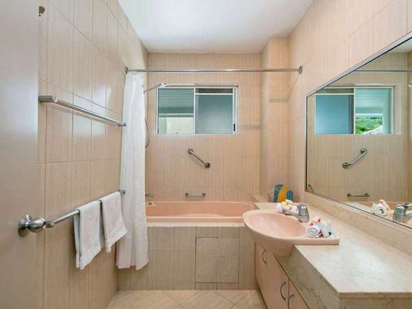 239/305-341 Coral Coast Drive, Palm Cove - Thumbnail 8
