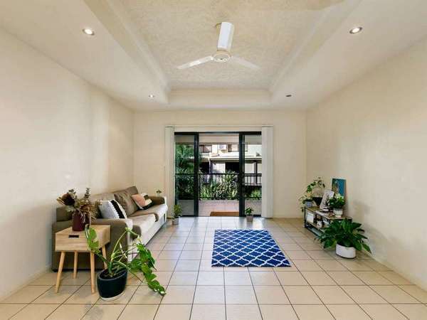 322/2-8 Rigg Street, Woree - Thumbnail 3