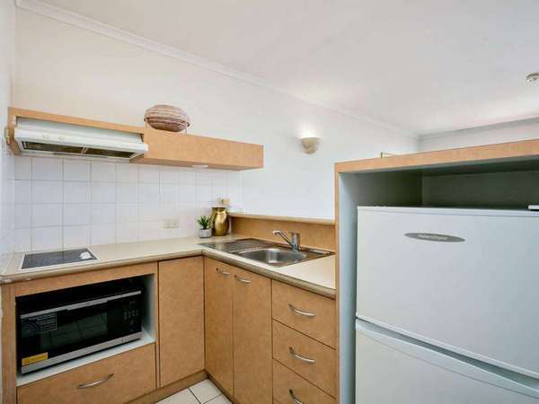 41/62 Abbott Street, Cairns City - Thumbnail 5