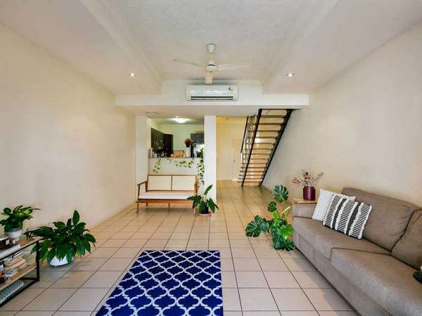 322/2-8 Rigg Street, Woree - Image 1