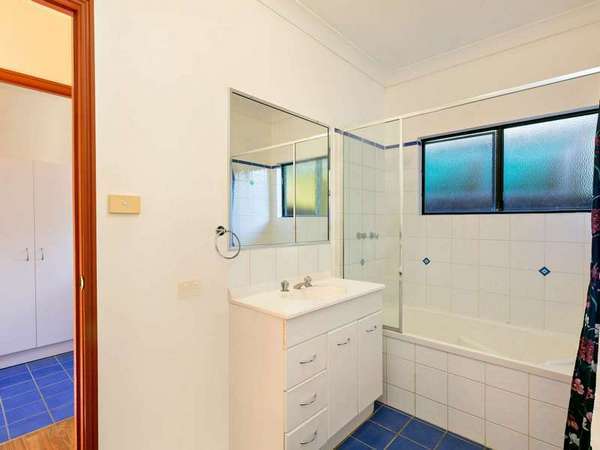 30 Avondale Street, Mount Sheridan - Thumbnail 5