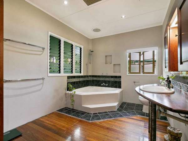 10 Dalgety Street, Stratford - Thumbnail 7