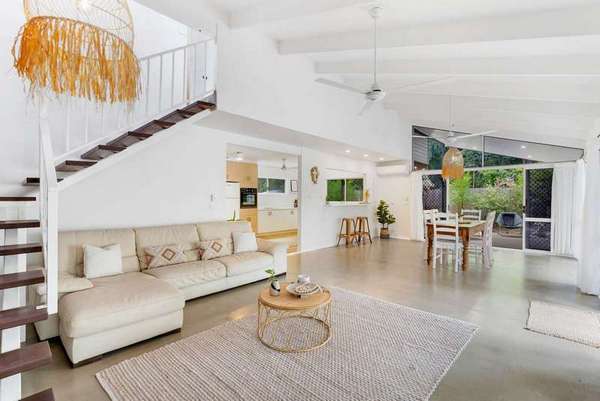 2/16 Baronia Crescent, Holloways Beach - Thumbnail 4