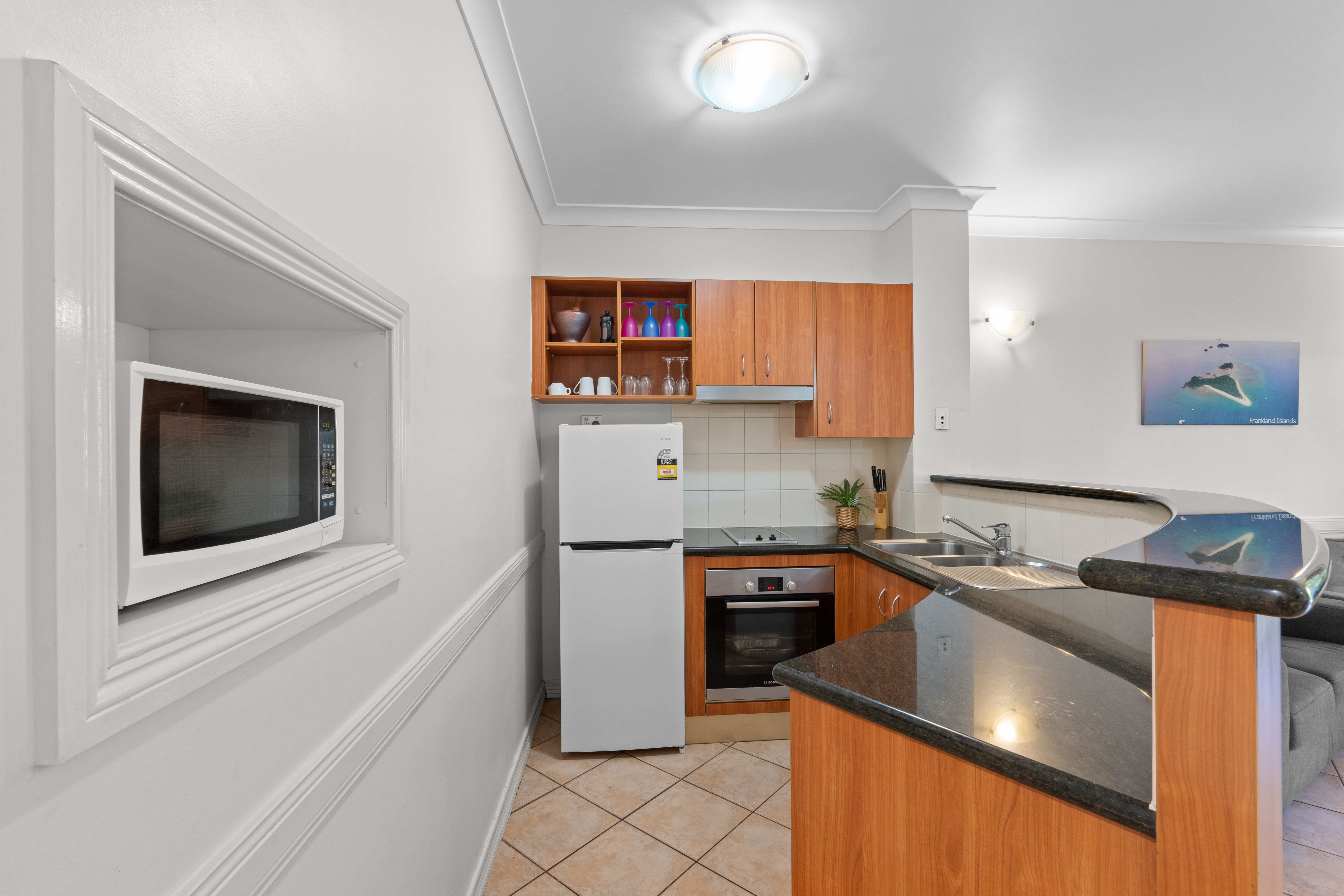 7/233-237 Esplanade, Cairns North - Thumbnail 2