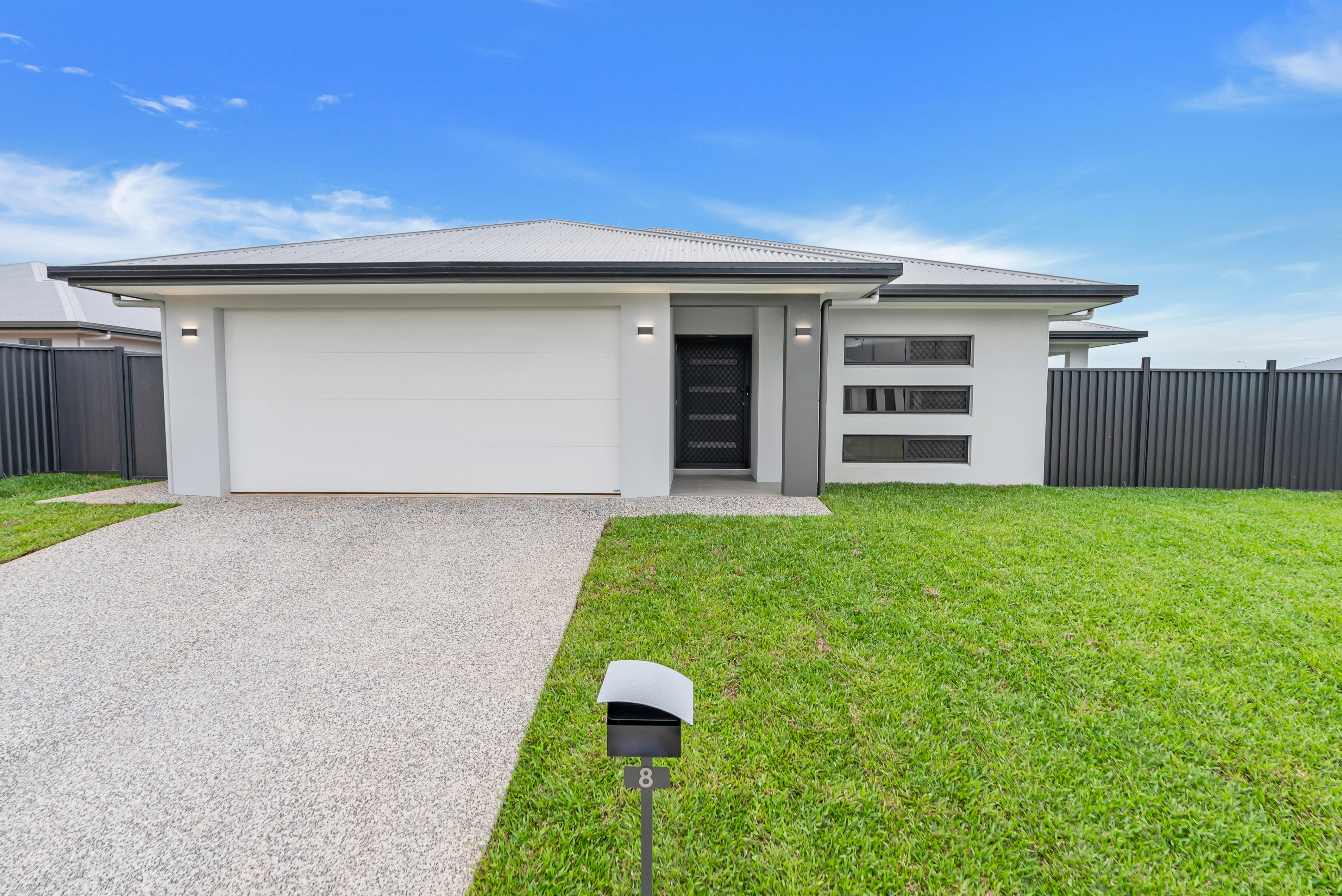 8 Rosario Close, Gordonvale - Thumbnail 2