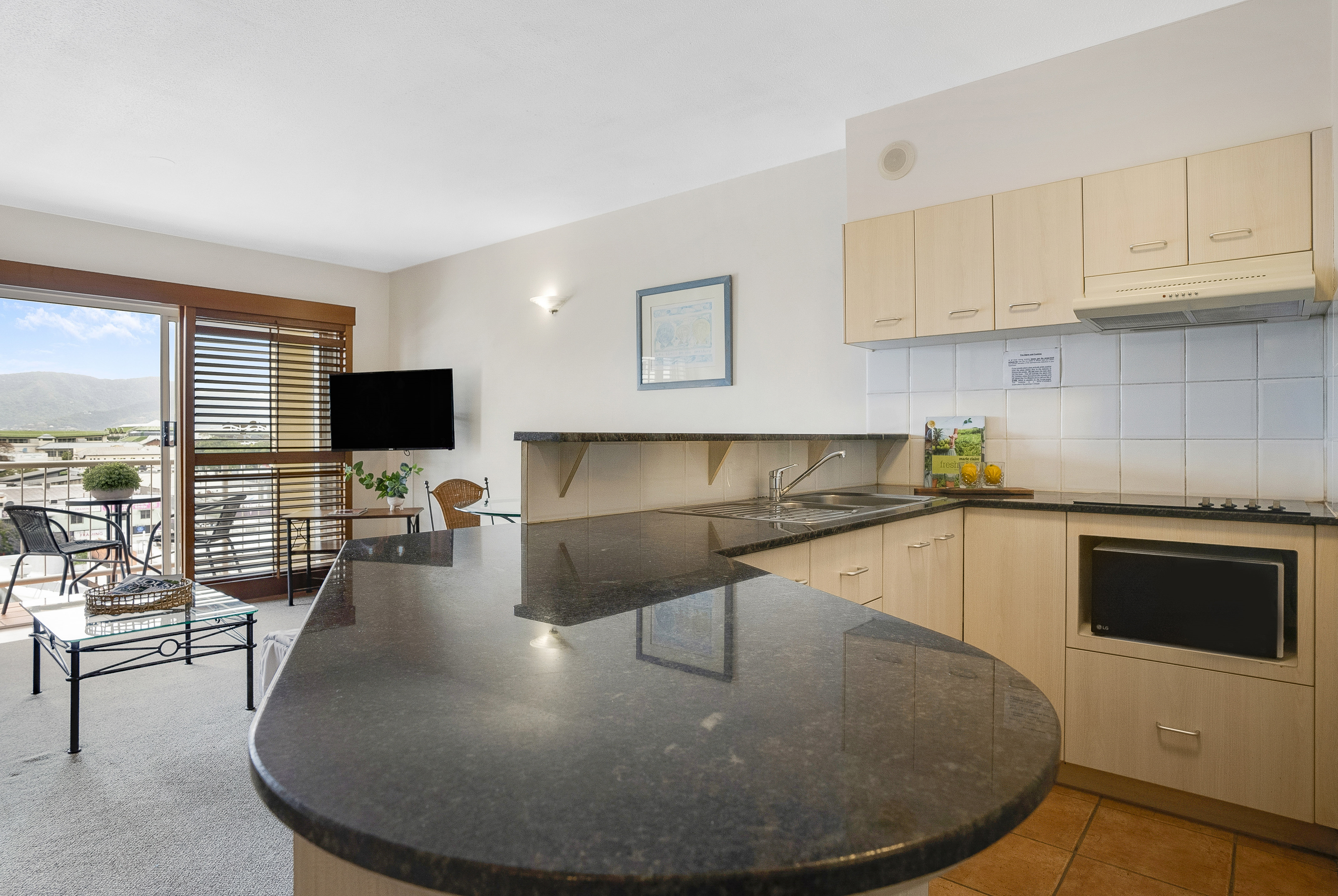 36/71-75 Lake St, Cairns City - Thumbnail 2