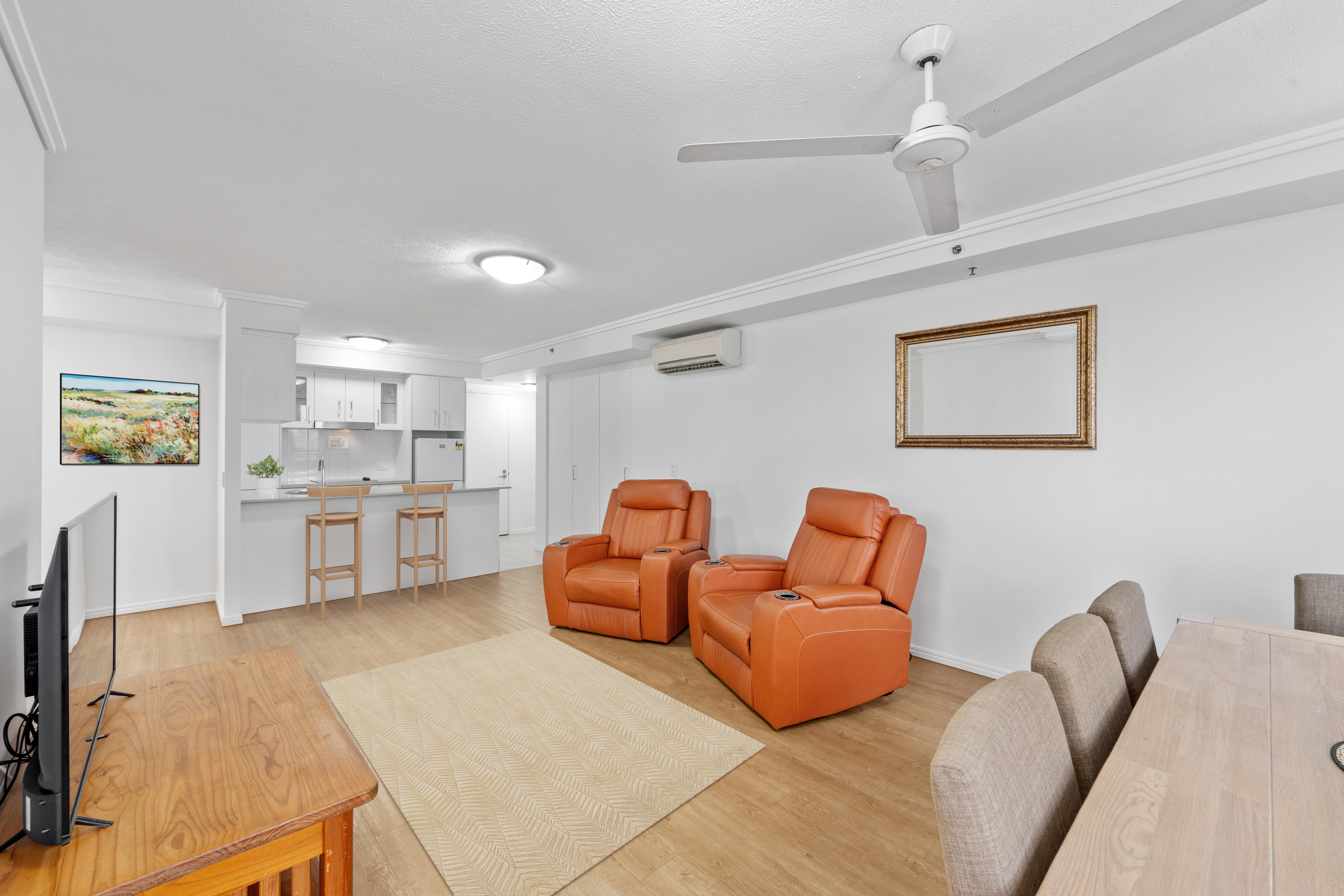 801/58-62 McLeod St, Cairns City - Thumbnail 4