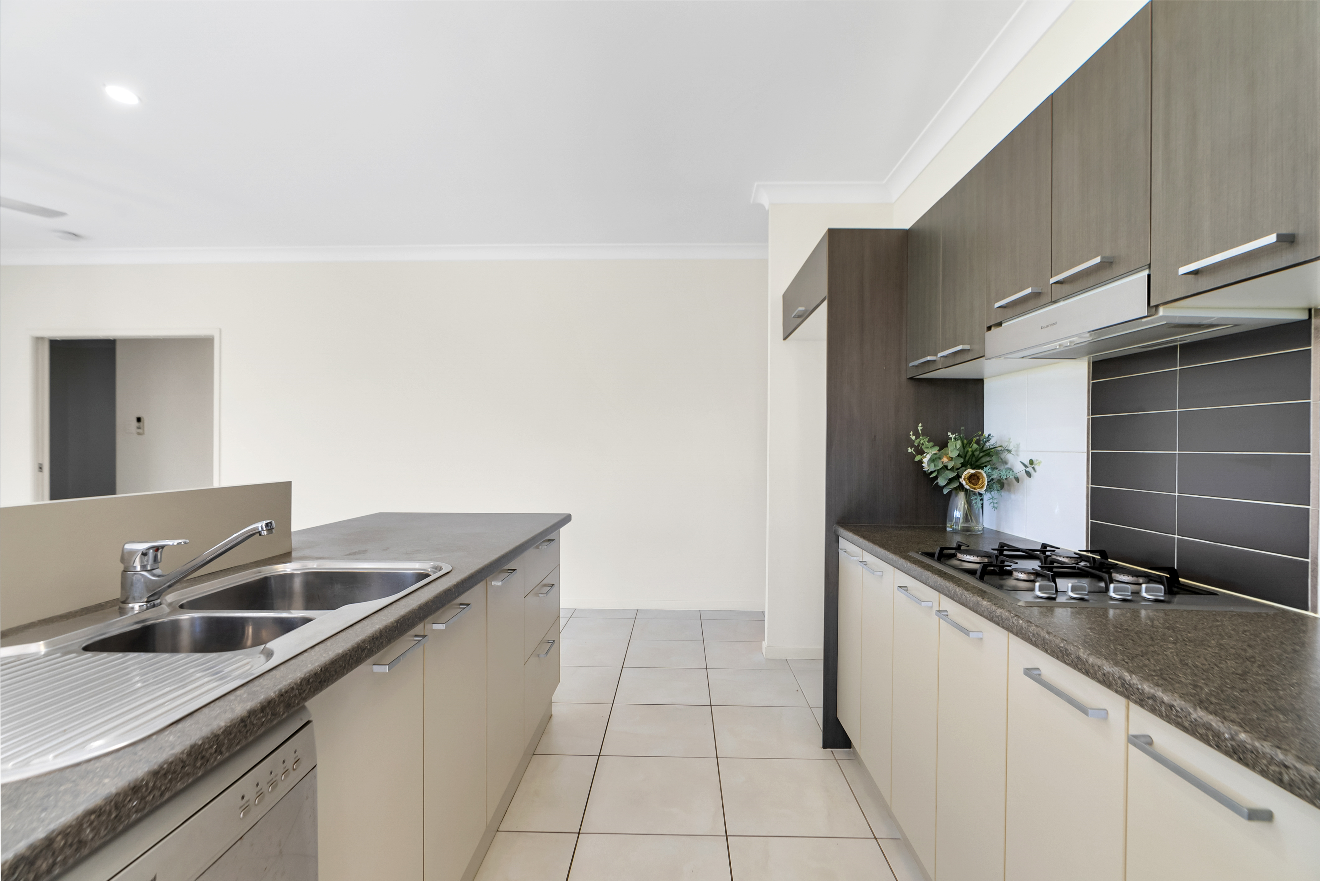 3 Baldwin Close, White Rock - Thumbnail 5